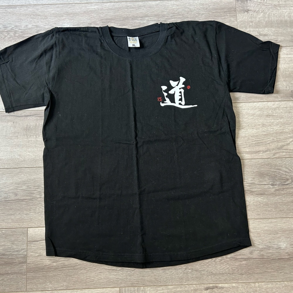 Japan Character Logo Tshirt. Size Large. Black